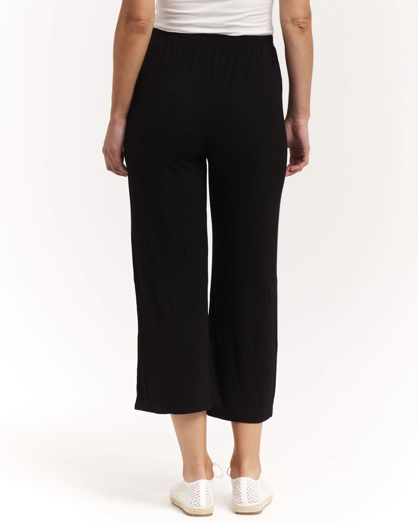 Betty Basics Faye Flared Pants - Black