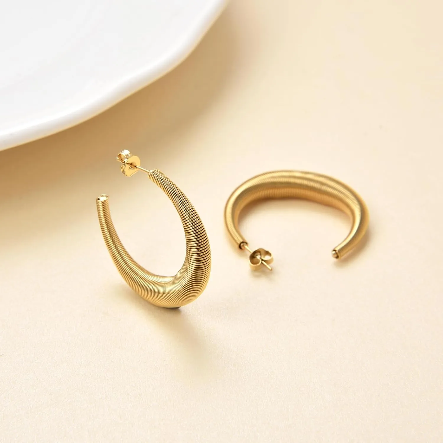 Coil Spring Hoop Earrings For Women, 18K Gold Plated Stainless steel Hoop Huggie Earrings Chunky Twisted Bamboo