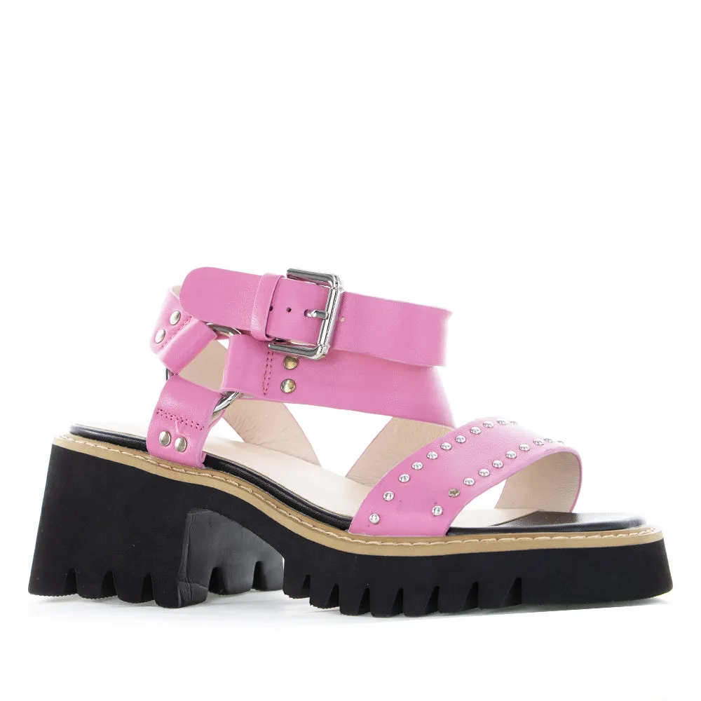 MILA RAINE FANG PINK