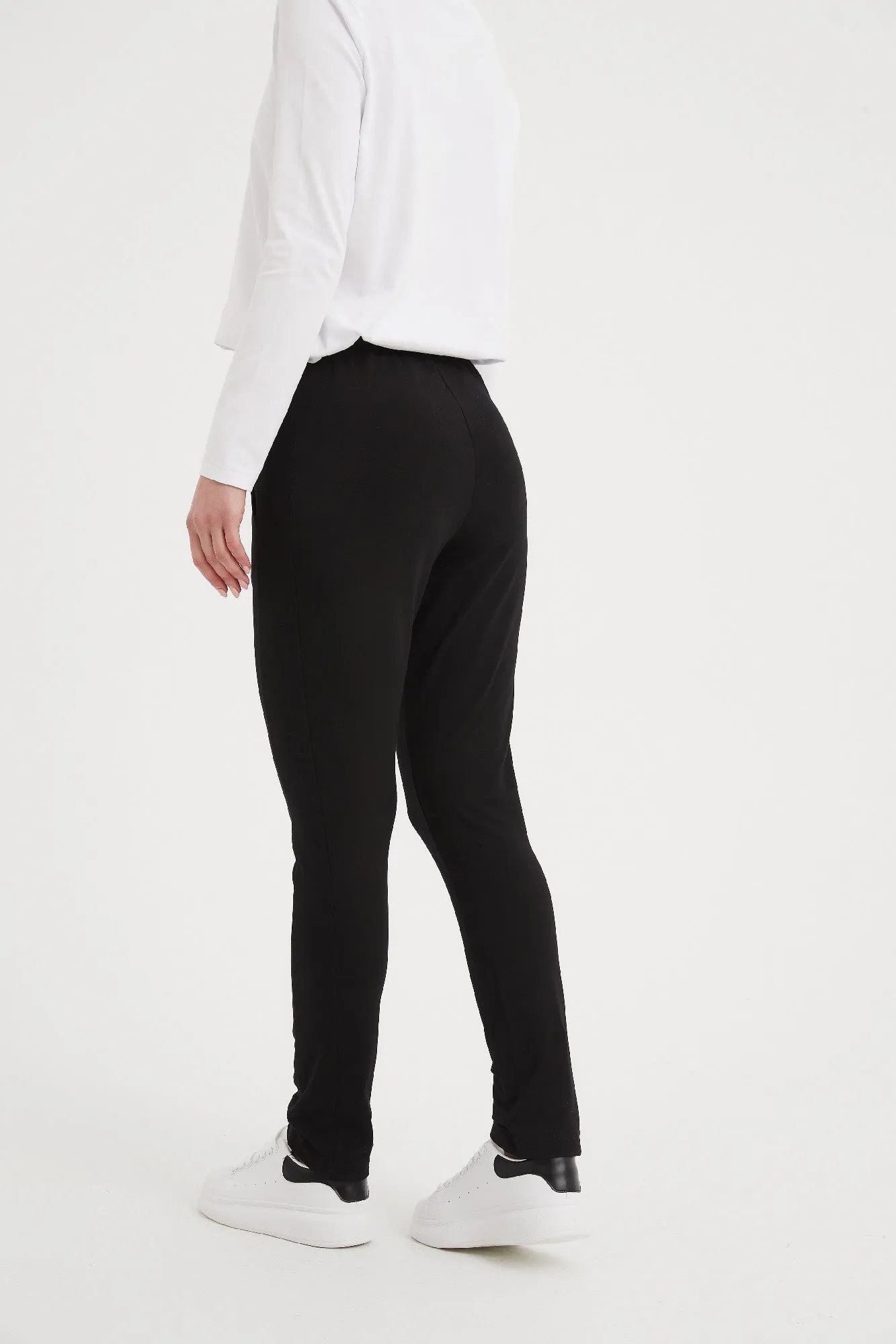 Tirelli Relaxed Pant - Black